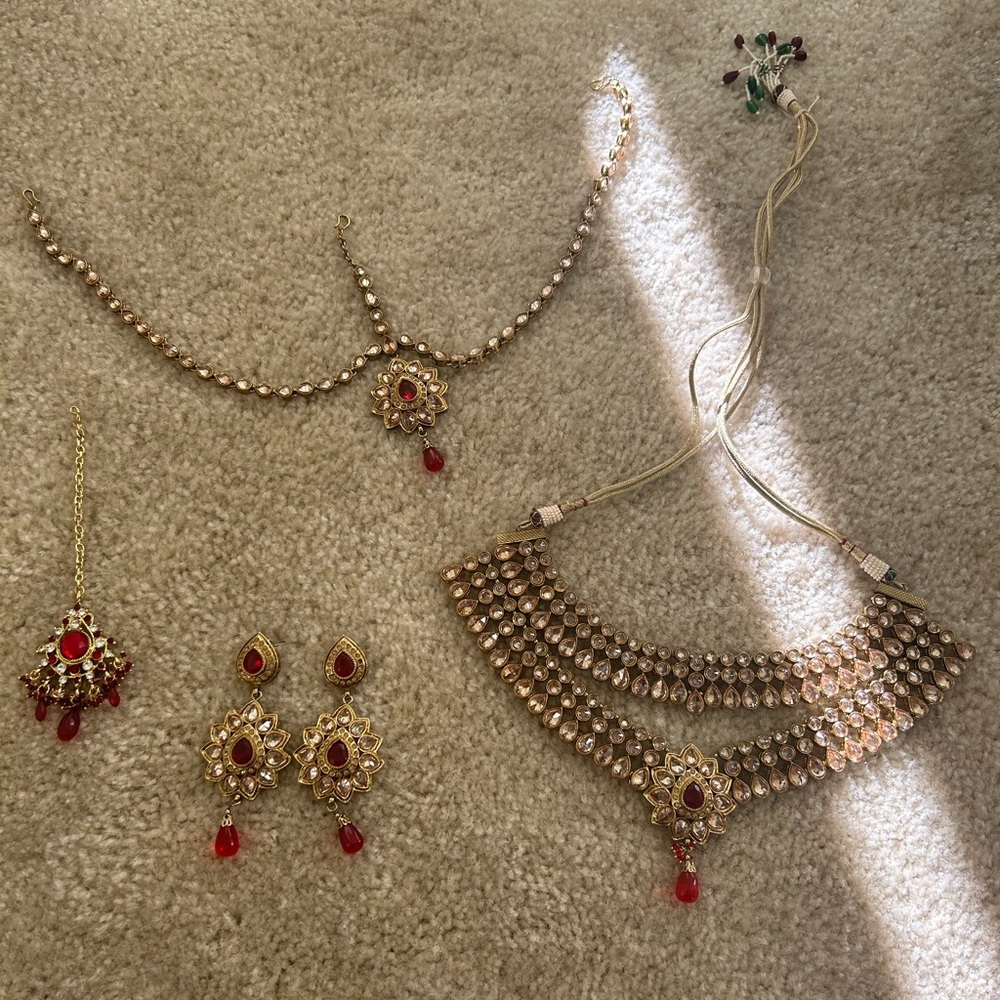 4 piece Indian jewelry